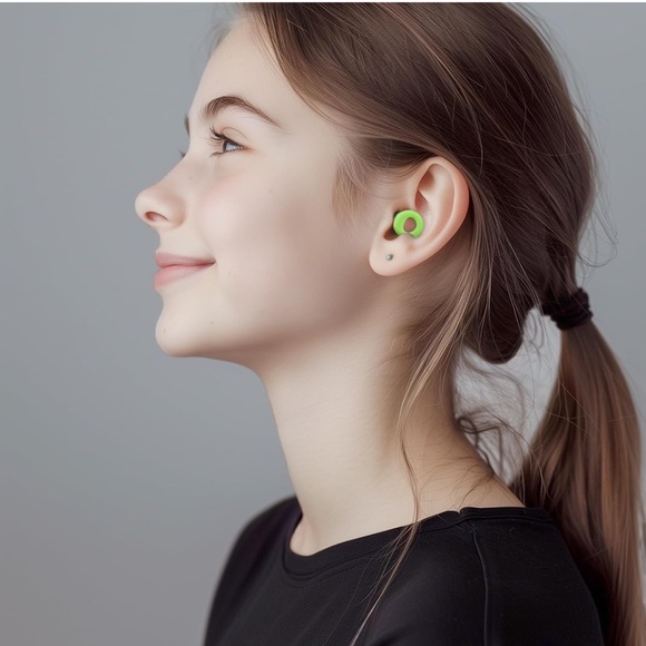 NWT Noise Canceling Earplugs for Sleep and Concentration– New Flexible Earplugs - Picture 7 of 7